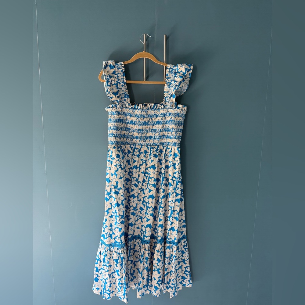 Shoshanna Helmi Flutter Sleeve Smocked Midi Dress Blue White Floral Size 12